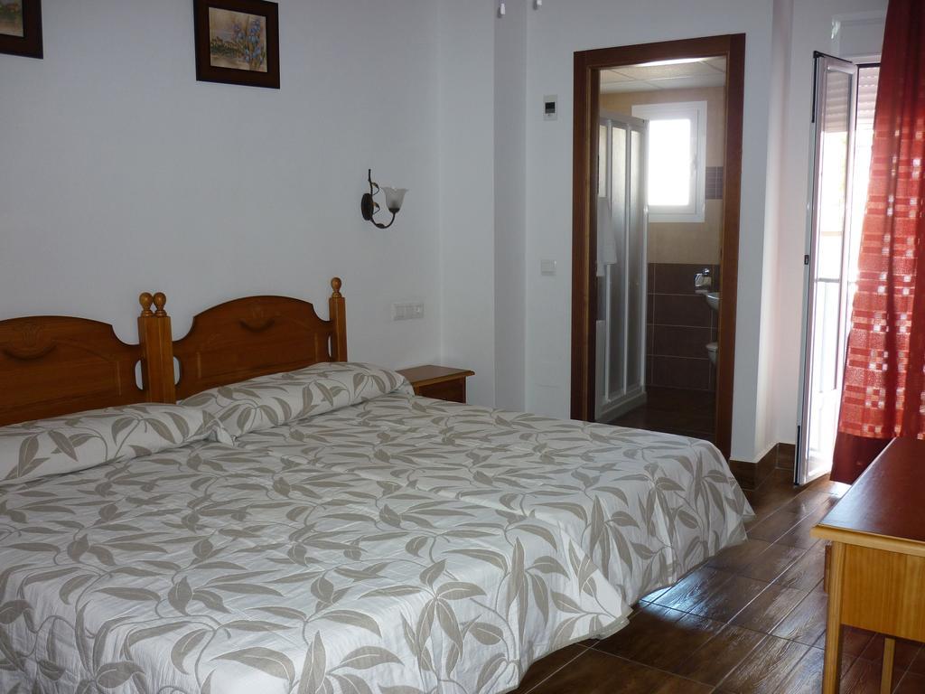 Hotel Las Flores Tolox Kamer foto