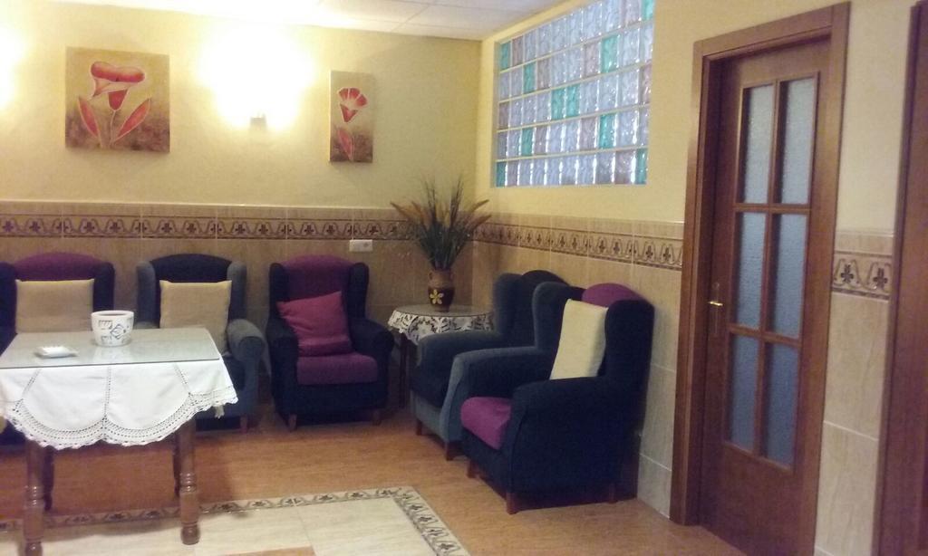 Hotel Las Flores Tolox Buitenkant foto
